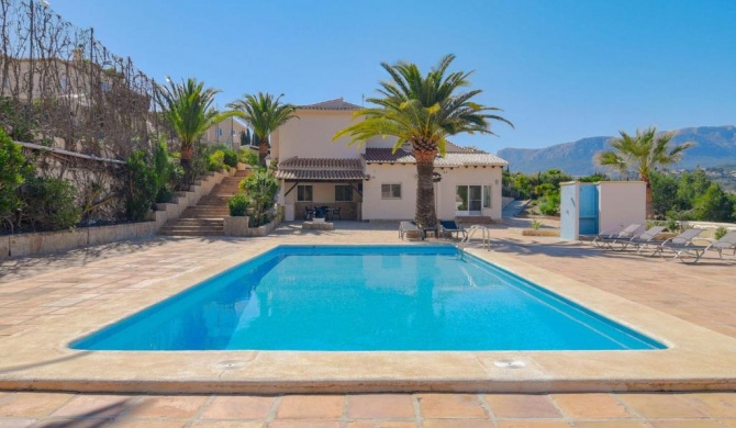 Beautiful Villa with Private Pool near Sea in Calpe