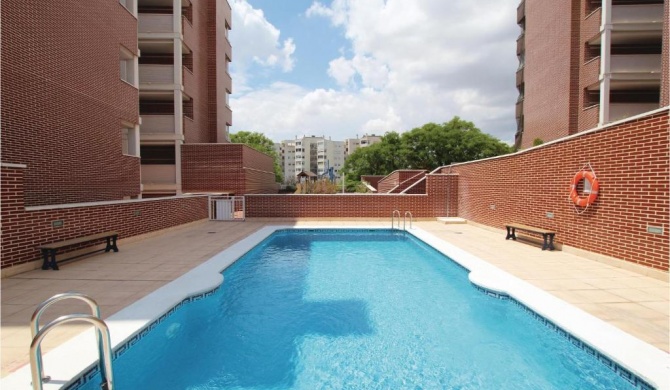 Awesome apartment in Alicante with 3 Bedrooms and Outdoor swimming pool