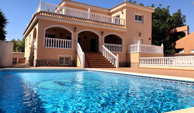 Villa La Zenia