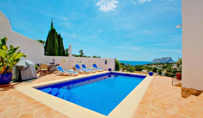 Argentario - sea view villa with private pool in Benissa