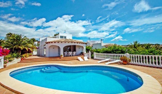 El Descanso - sea view villa with private pool in Benissa