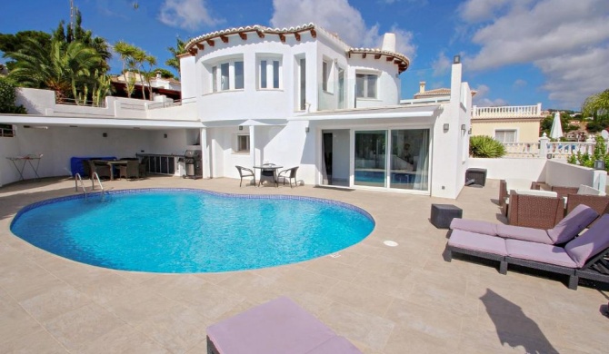 Gila - sea view villa with private pool in Benissa