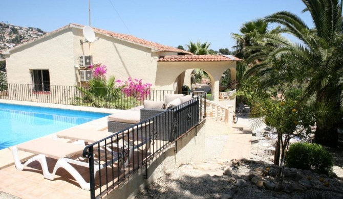 Luxurious Villa with Private Swimming Pool in Benissa