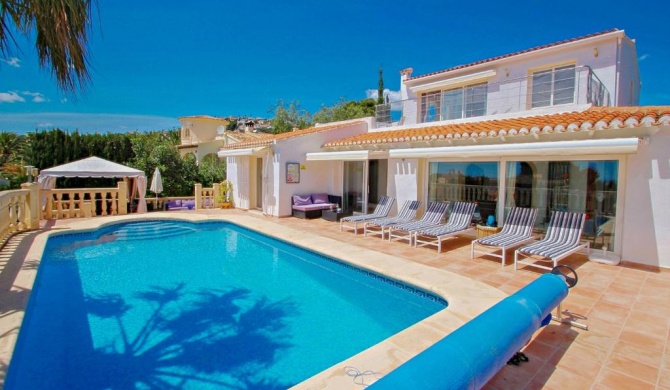 Michelle - sea view villa with private pool in Benissa