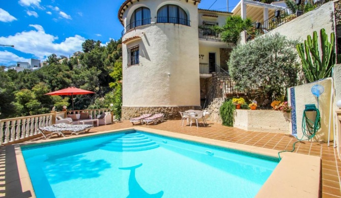 Monica II - holiday home with private swimming pool in Benissa