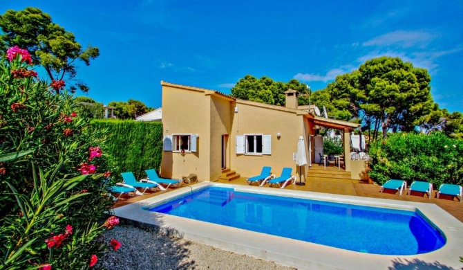 Paula - holiday home with private swimming pool in Benissa