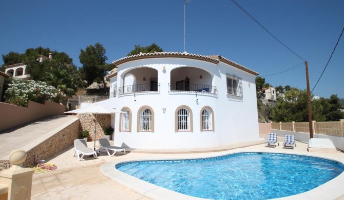 Villablanc - holiday home with private swimming pool in Benissa