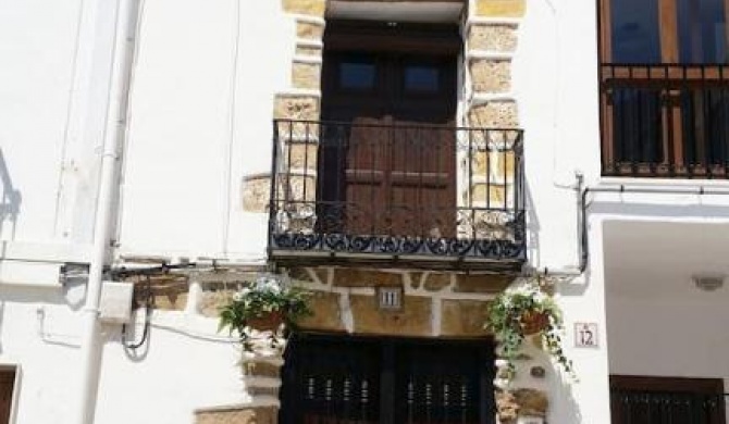 Gemütliches Altstadthaus am Kirchplatz in Calpe