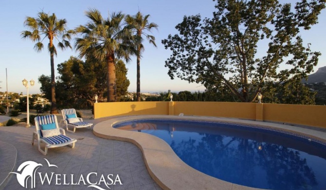 Cozy Villa VESTA with swimming pool in Calpe