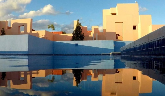 La Muralla Roja