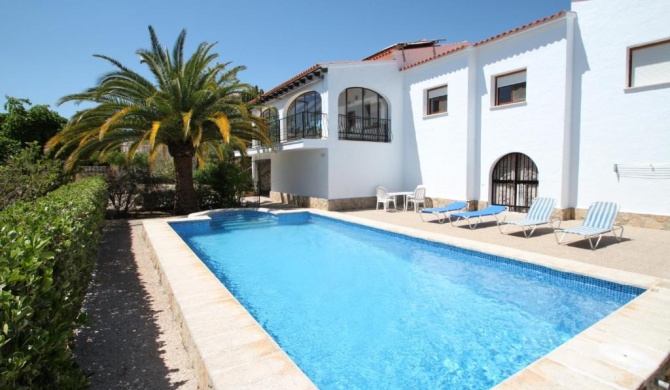 Sara - sea view villa with private pool in Calpe