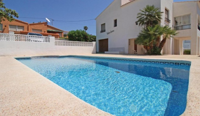 Nice home in Calpe with 3 Bedrooms, WiFi and Outdoor swimming pool