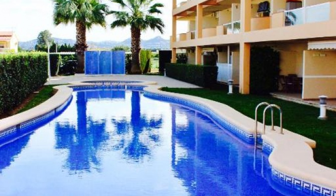 One bedroom appartement at Denia 300 m away from the beach with shared pool enclosed garden and wifi