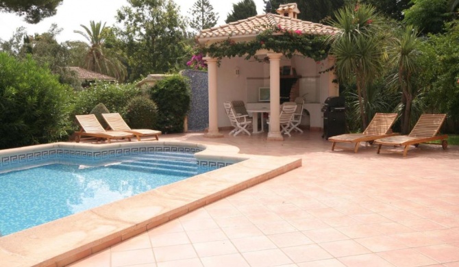 Luxurious Villa with Private Pool in Les Rotes