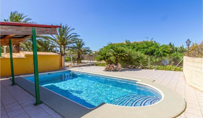 Stunning home in El Verger with 4 Bedrooms, Outdoor swimming pool and WiFi