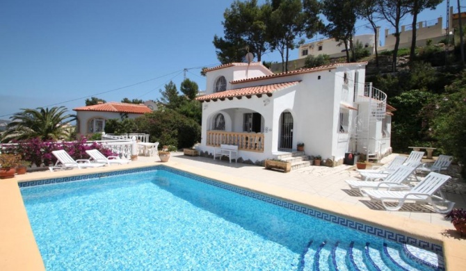 Paraiso Terrenal 4 - well-furnished villa with panoramic views by Benissa coast