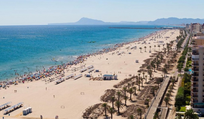 AQUARIUM playa de Gandía - ( Alquiler solo familias )