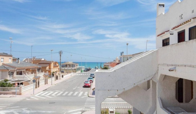 Duplex in La Mata near the beach