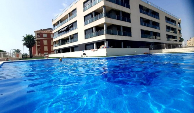 Pinada Beach IV new & comfort. apartment, 1st line to the beach, sunterrace+pool