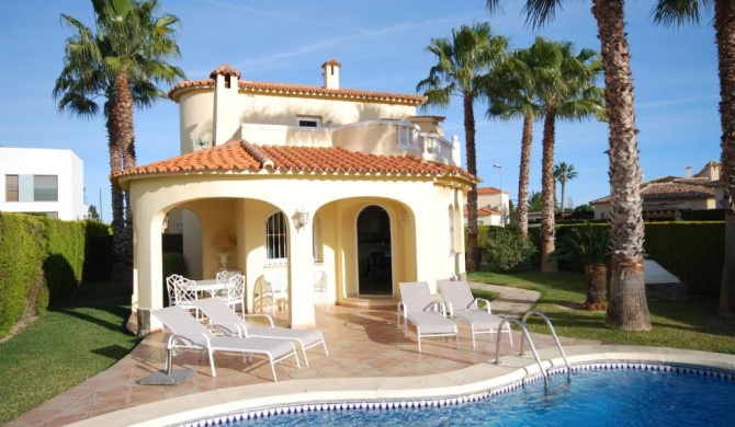 Charming Villa in Oliva with Private Swimming Pool